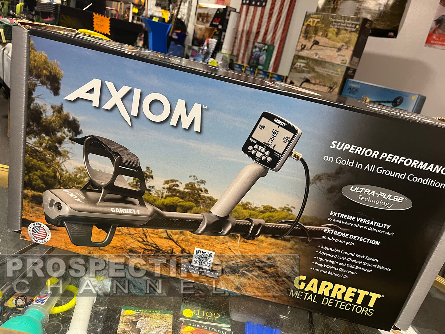 Garrett Axiom LITE  Gold Nugget Metal Detector Package
