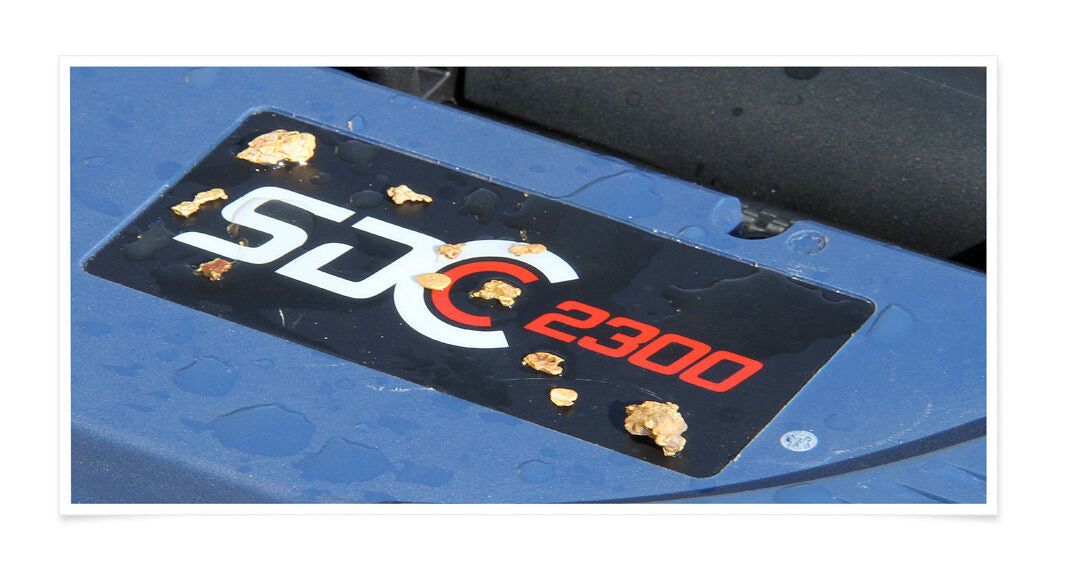 Détecteur de métaux à induction pulsée pliable compact Minelab SDC 2300 