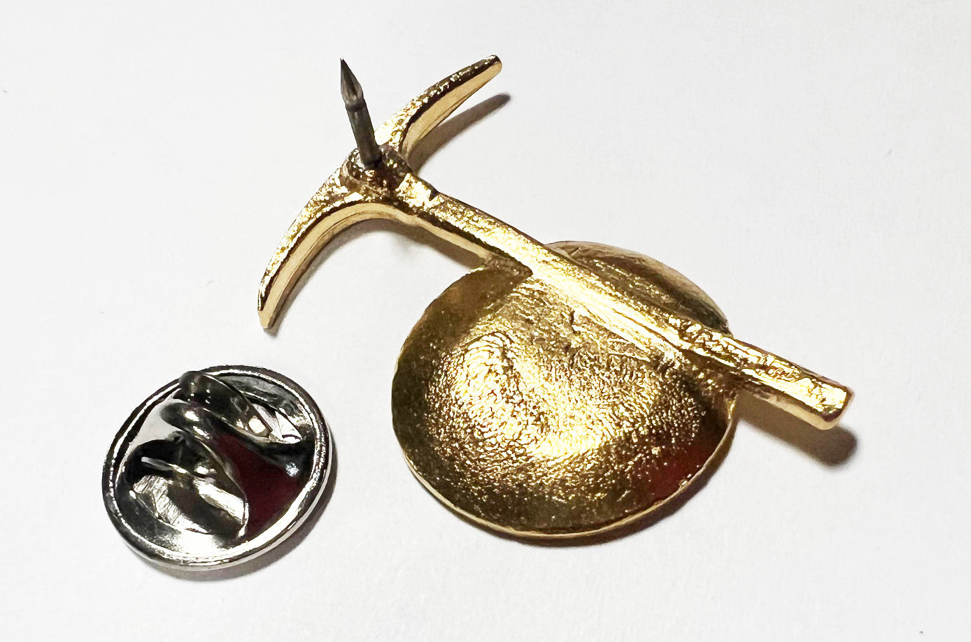 24K Gold Plated Pick and Pan Lapel Pin