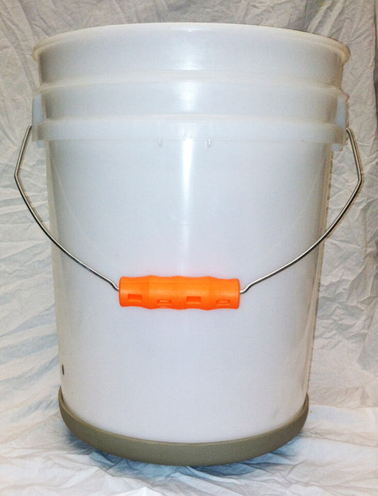 Bucket Wobbler + Snappy Grip
